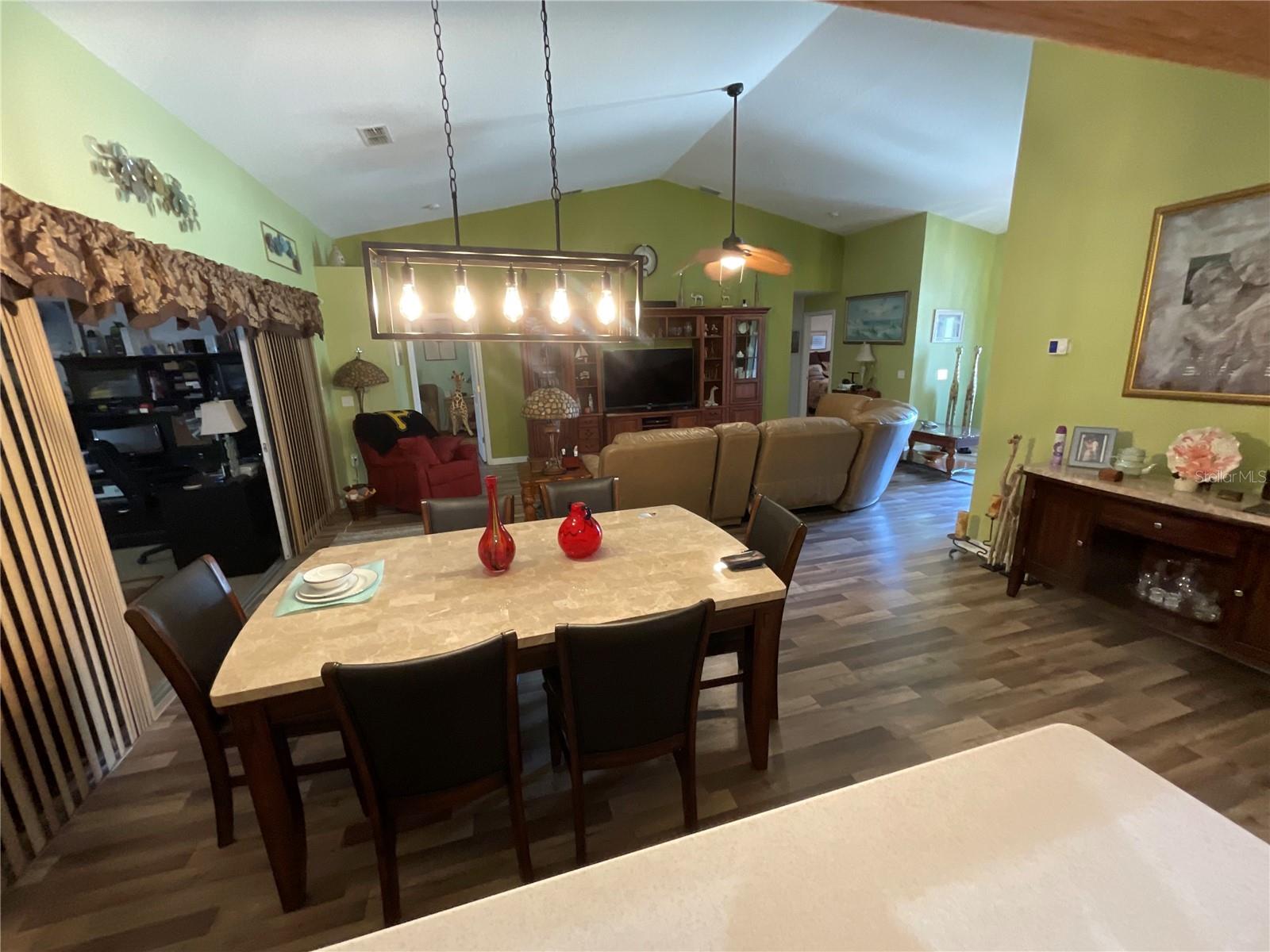 Image 8 of 25 For 18027 Baywood Forest Drive
