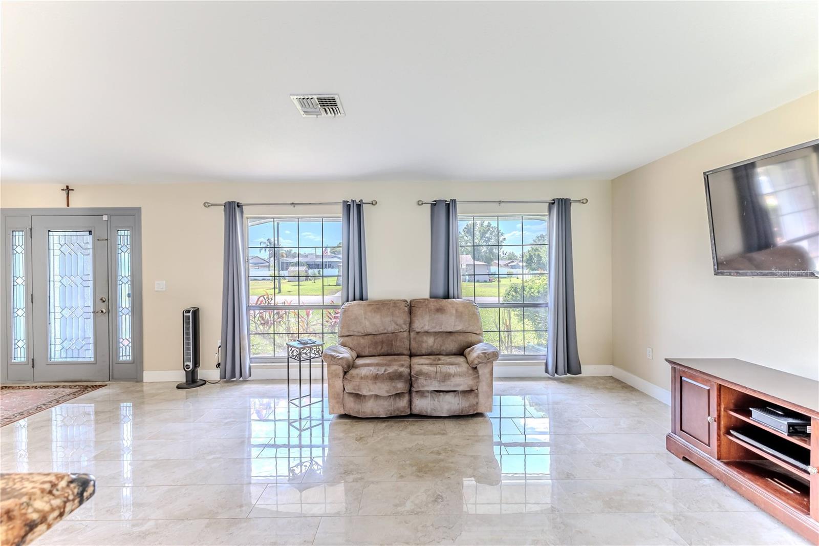 Image 13 of 51 For 12191 Monarco Lane