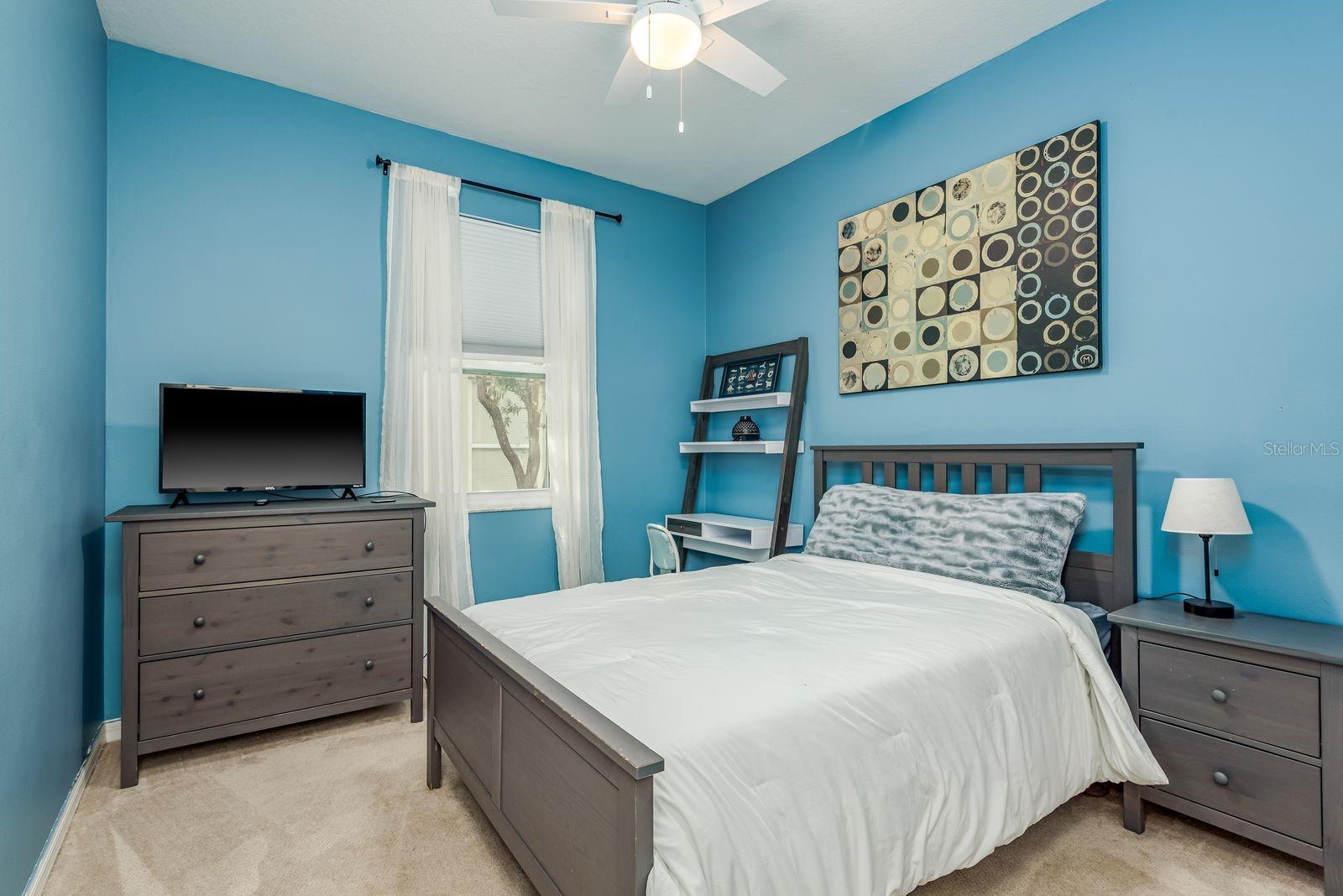 Listing photo id 20 for 1810 Winsloe Drive