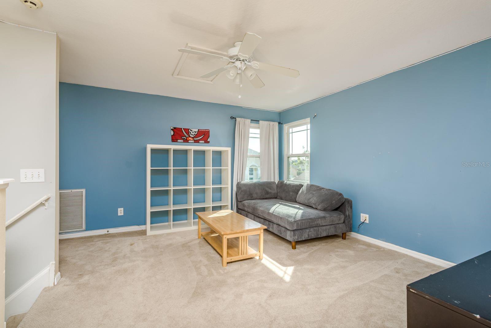 Listing photo id 27 for 1810 Winsloe Drive