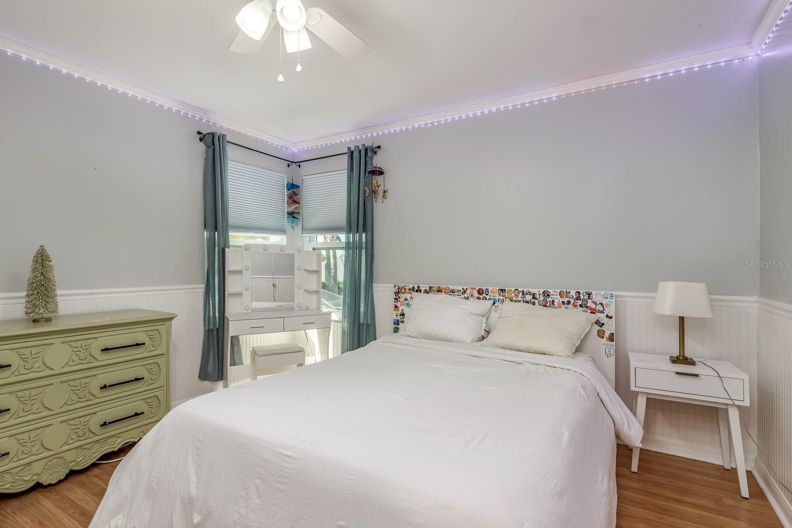 Listing photo id 30 for 1810 Winsloe Drive