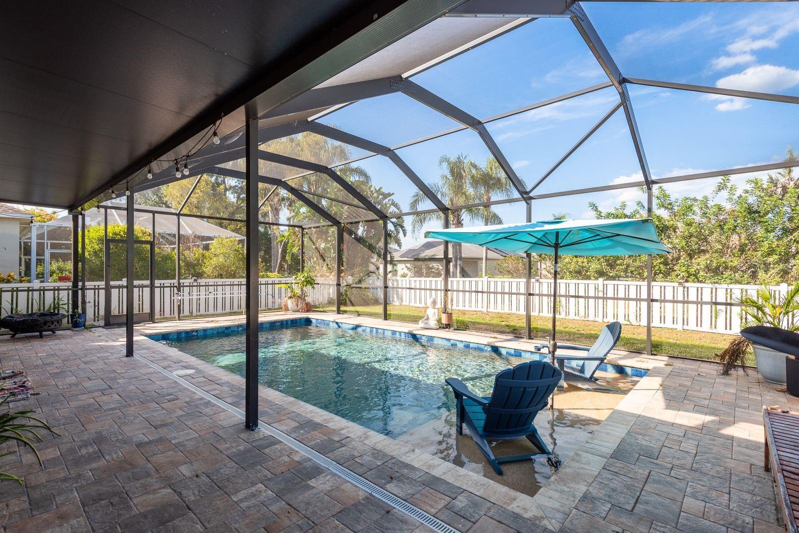 Listing photo id 2 for 1810 Winsloe Drive