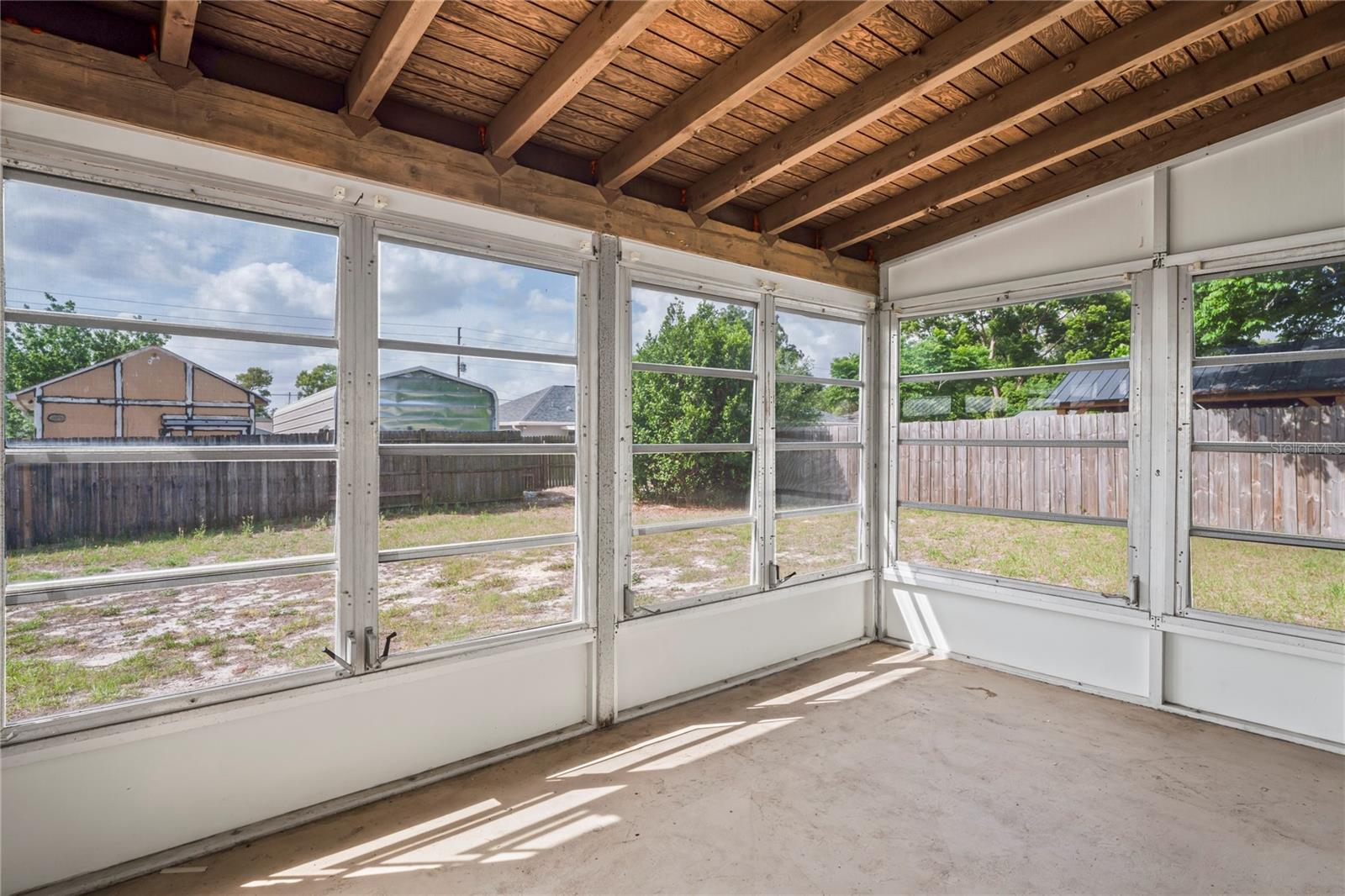 Image 20 of 35 For 7050 Merrick Lane