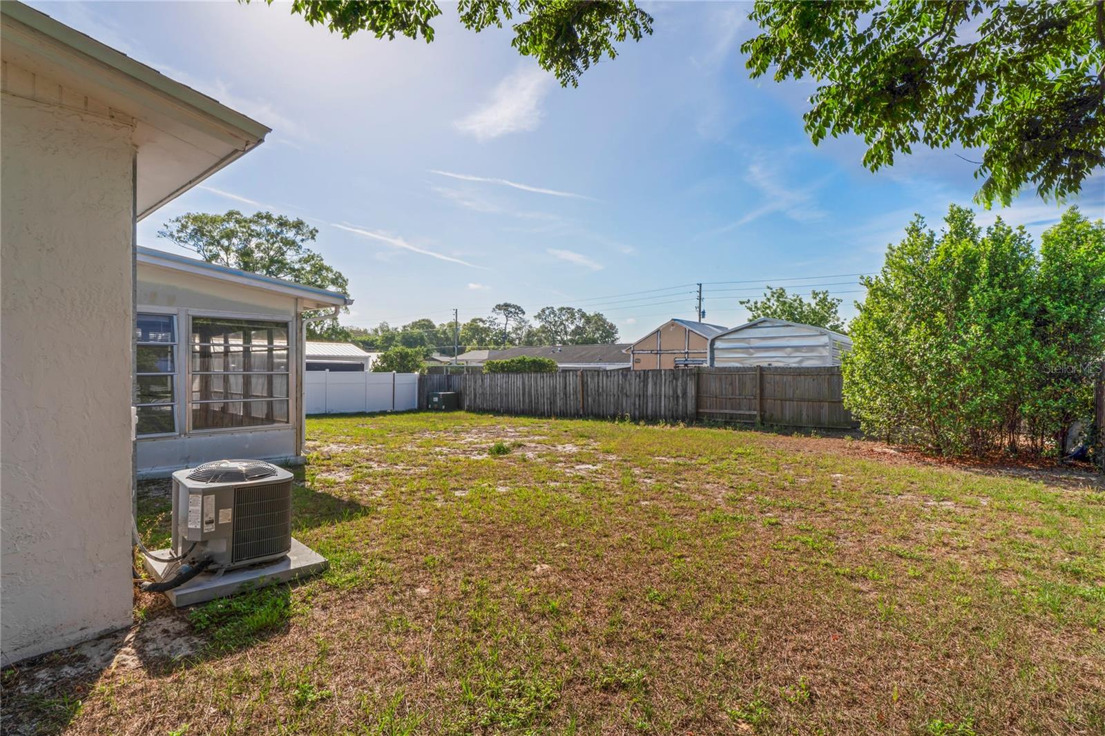 Image 24 of 35 For 7050 Merrick Lane