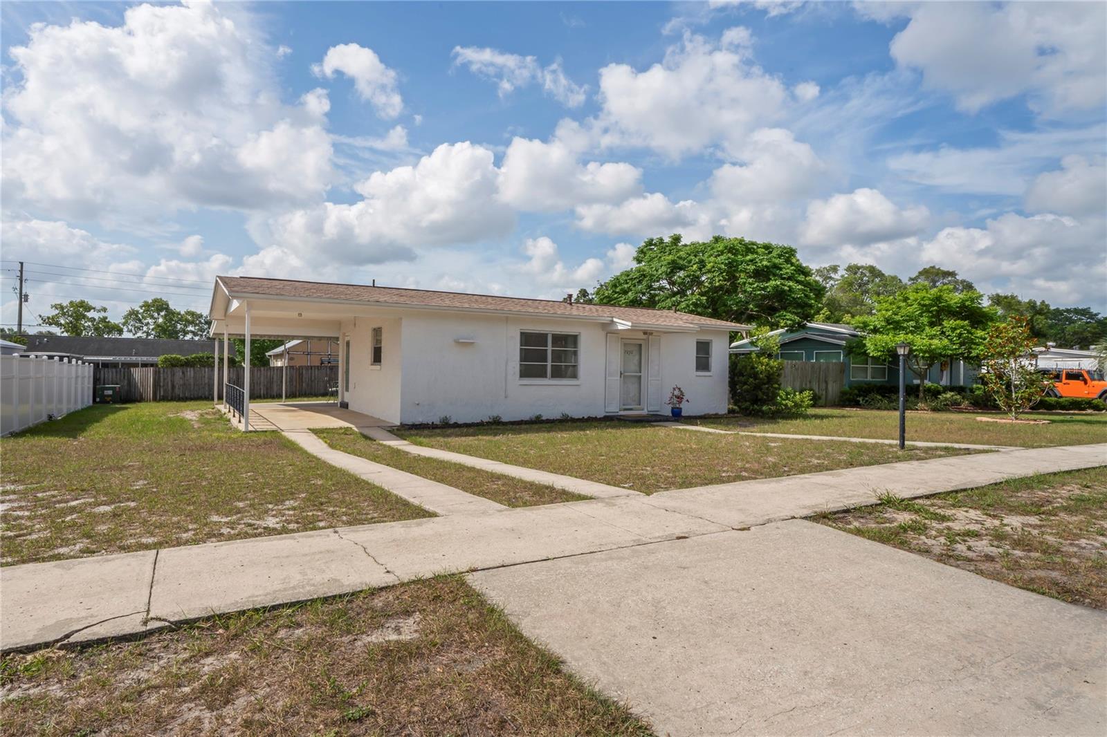 Image 29 of 35 For 7050 Merrick Lane