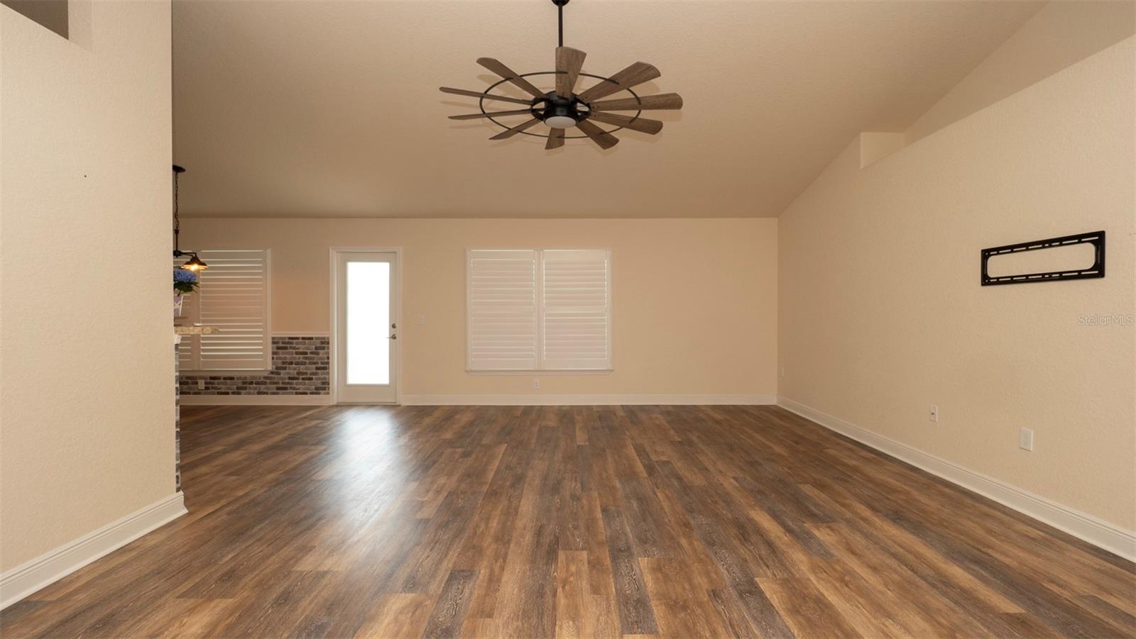 Image 15 of 29 For 6856 Wirevine Drive