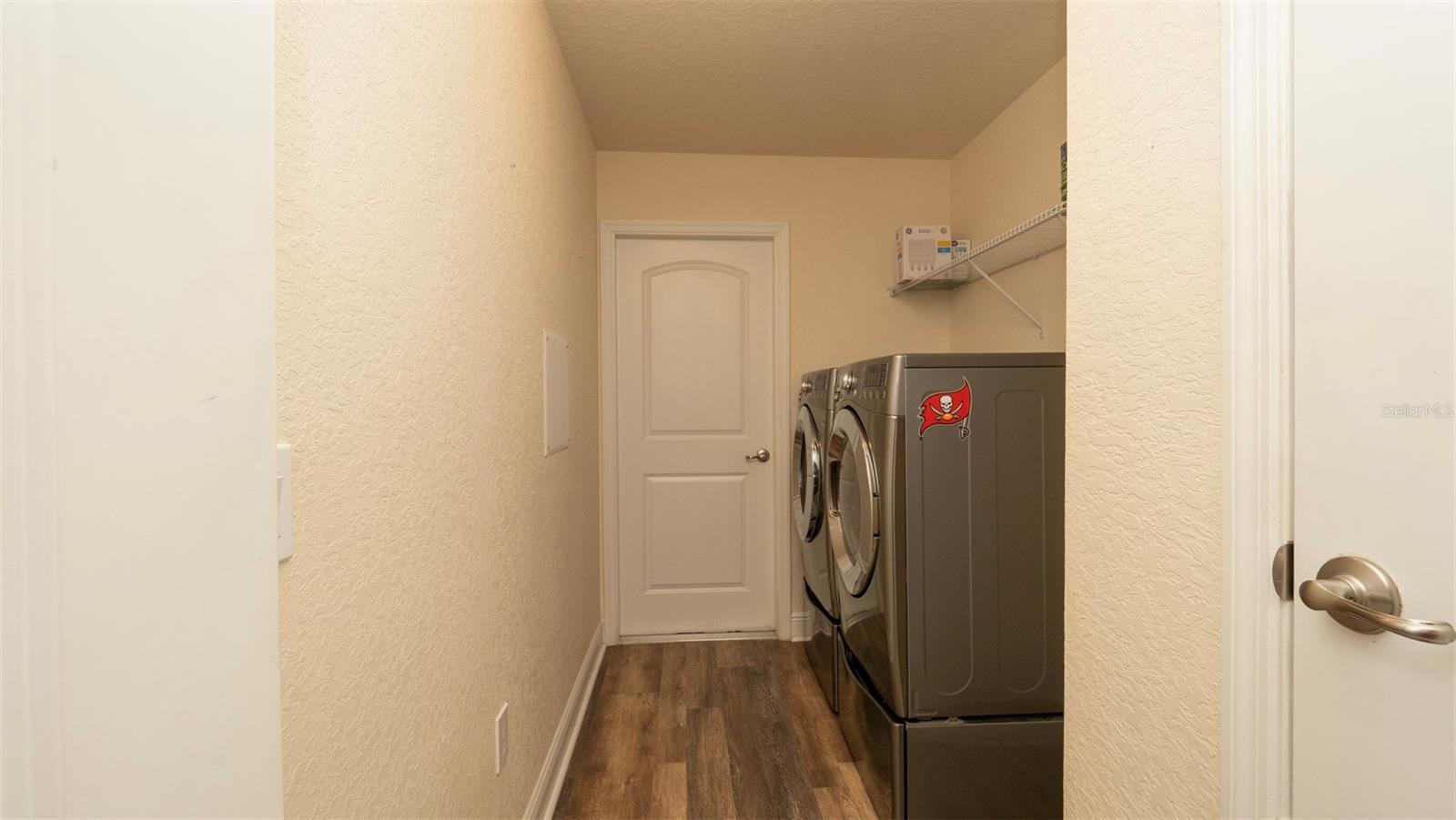 Image 16 of 29 For 6856 Wirevine Drive