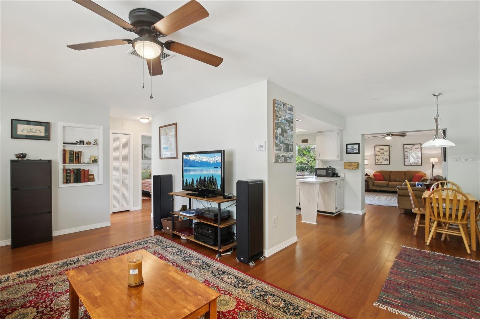 Image 11 of 40 For 12906 Sandburst Lane
