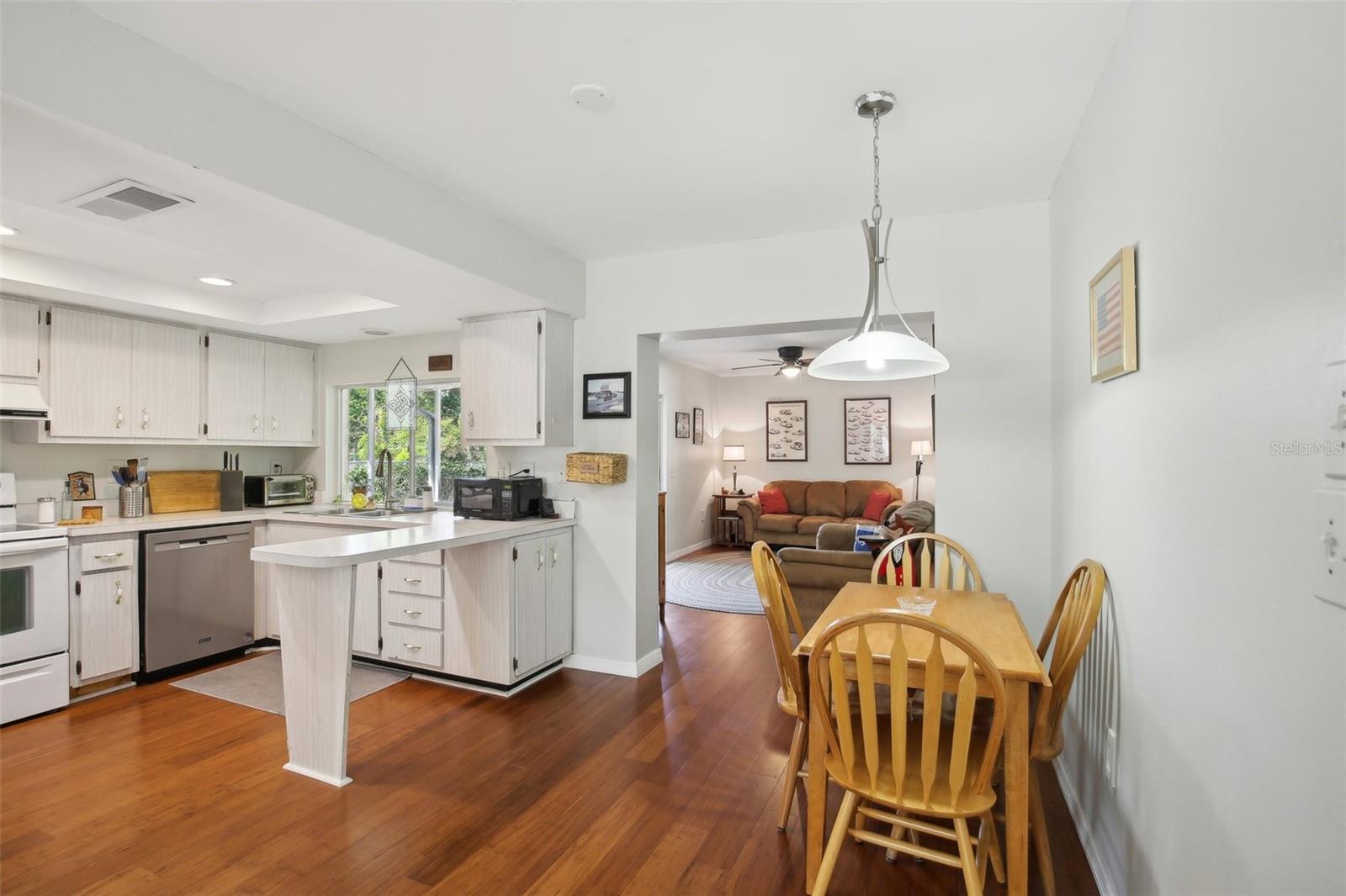 Image 12 of 40 For 12906 Sandburst Lane