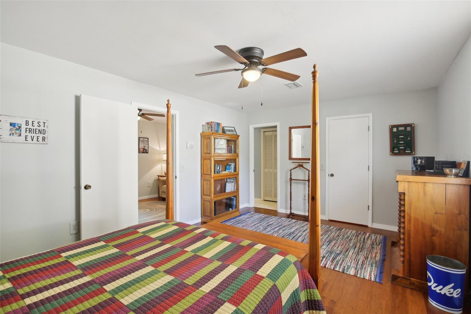Image 22 of 40 For 12906 Sandburst Lane