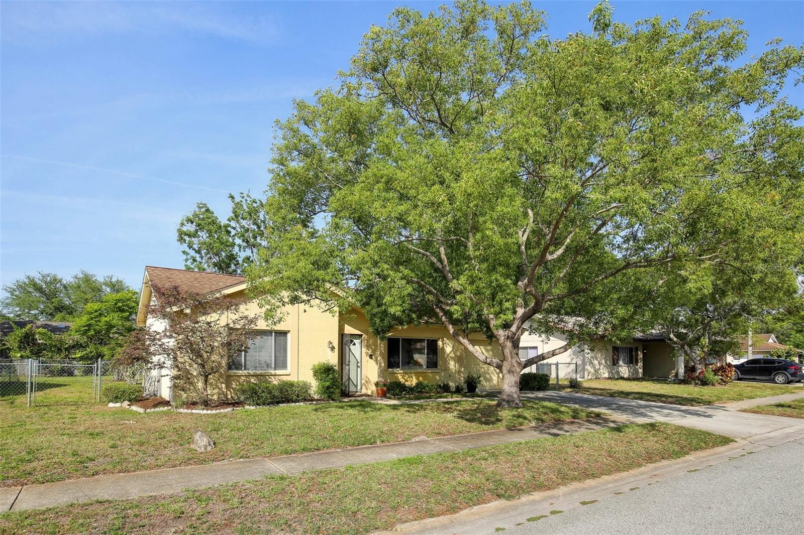 Image 3 of 40 For 12906 Sandburst Lane