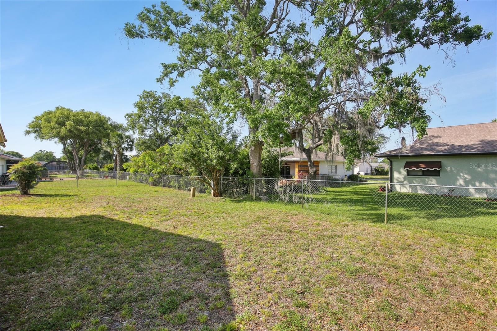 Image 39 of 40 For 12906 Sandburst Lane