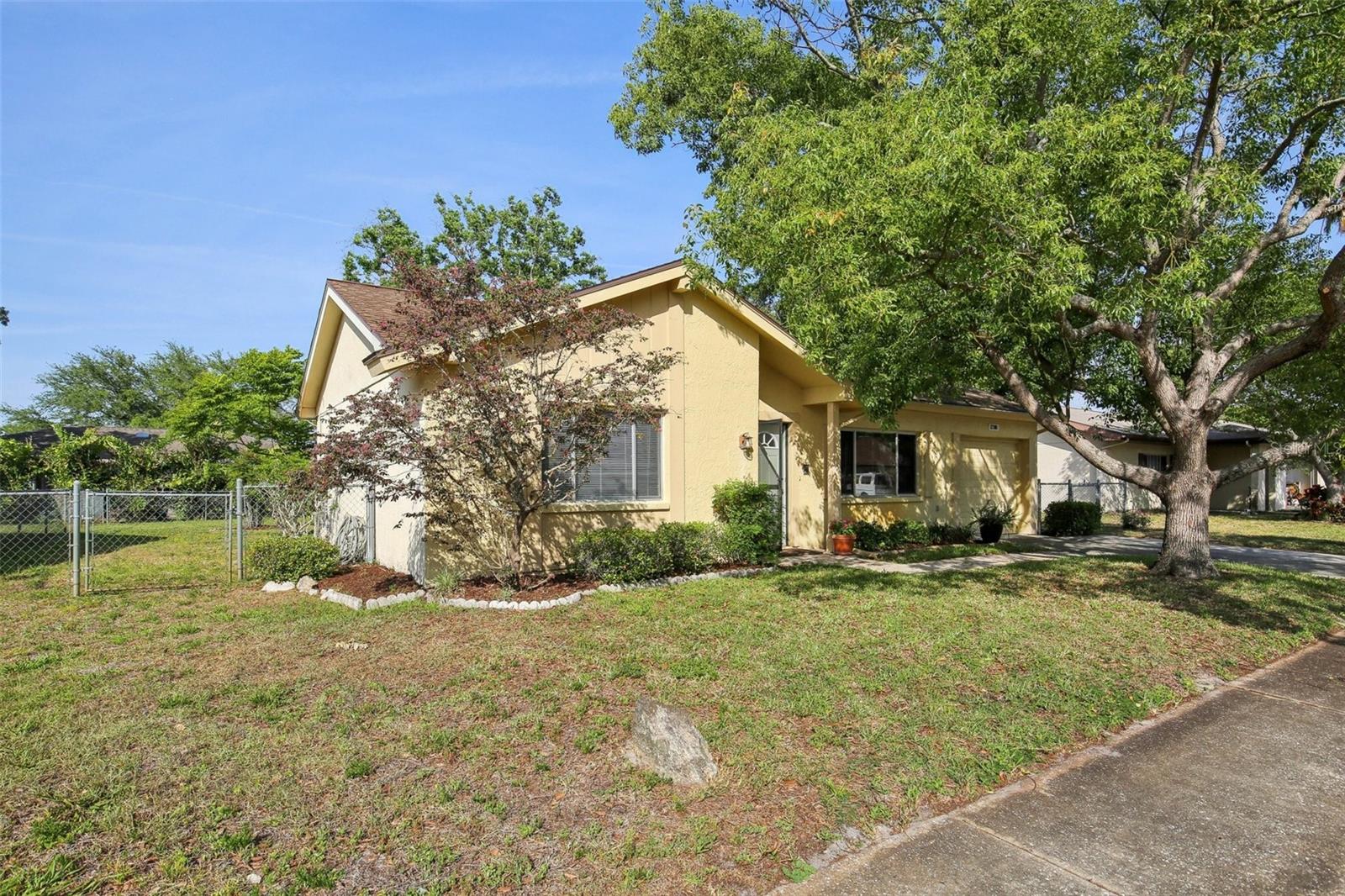 Image 4 of 40 For 12906 Sandburst Lane