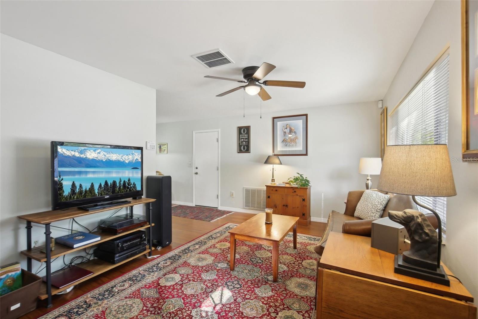 Image 8 of 40 For 12906 Sandburst Lane