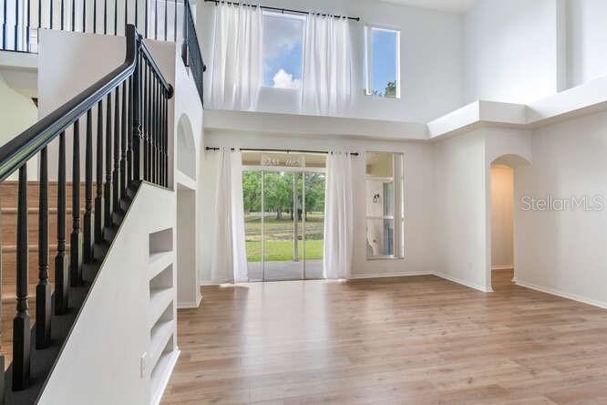 Listing photo id 11 for 15906 Prince William Place