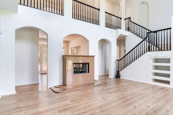 Listing photo id 13 for 15906 Prince William Place