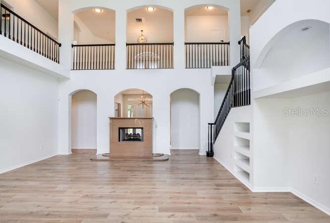 Listing photo id 15 for 15906 Prince William Place