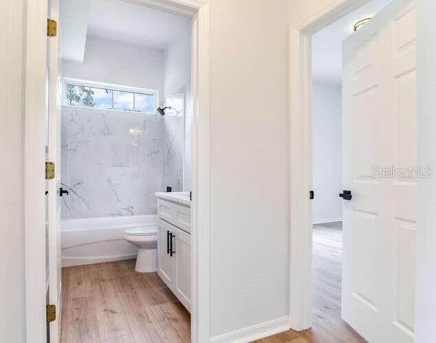 Listing photo id 35 for 15906 Prince William Place