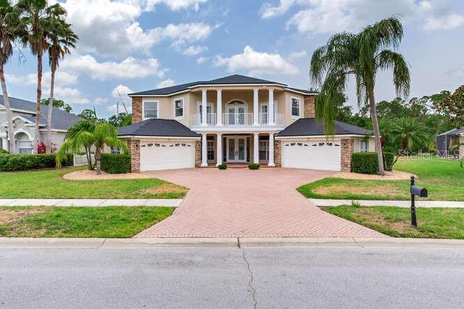 Listing photo id 2 for 15906 Prince William Place