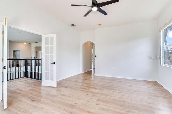Listing photo id 50 for 15906 Prince William Place