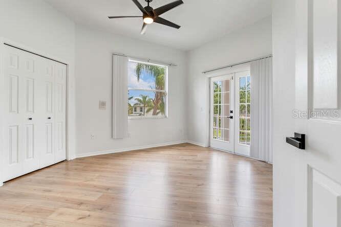 Listing photo id 60 for 15906 Prince William Place