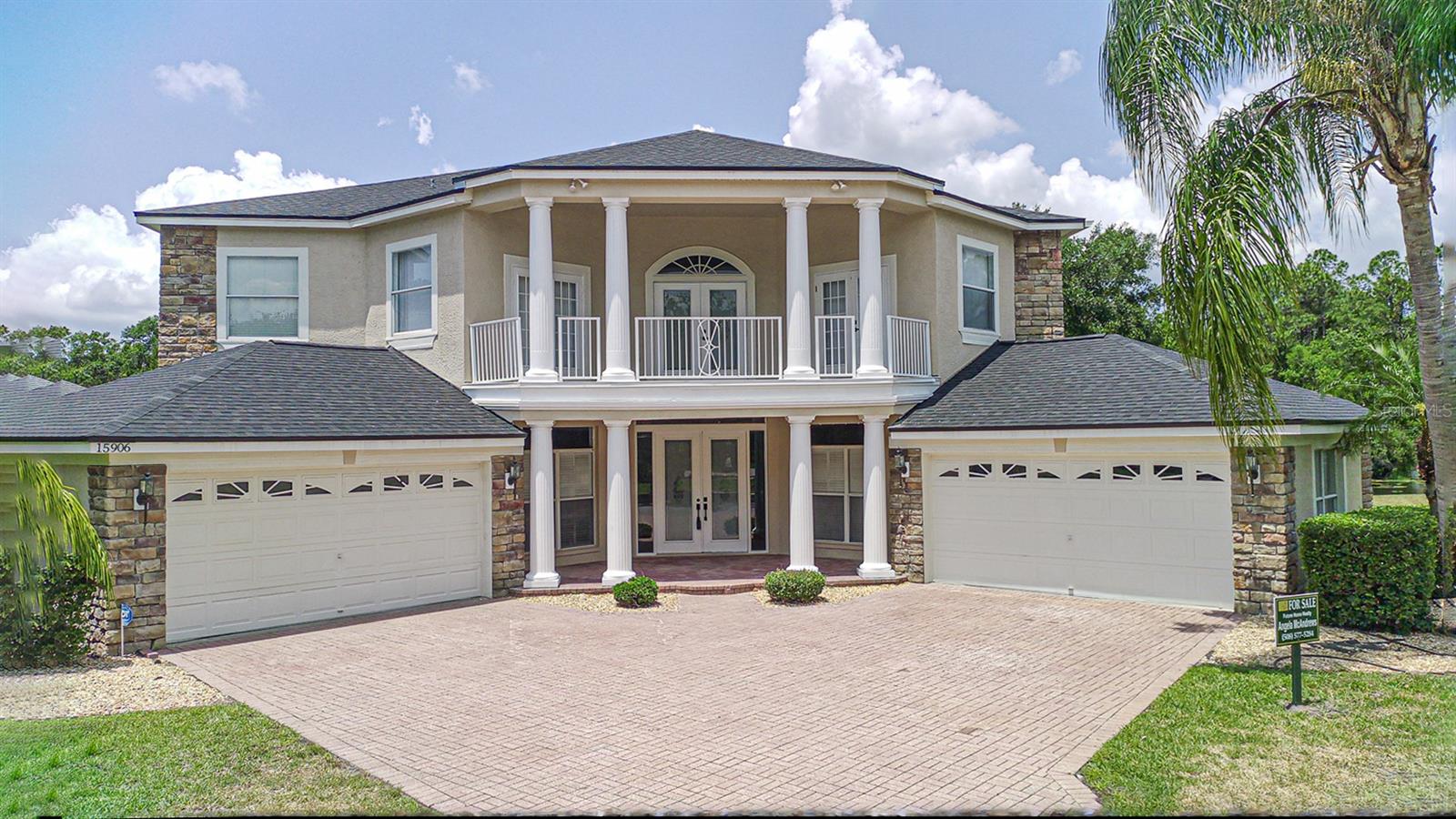Listing photo id 77 for 15906 Prince William Place