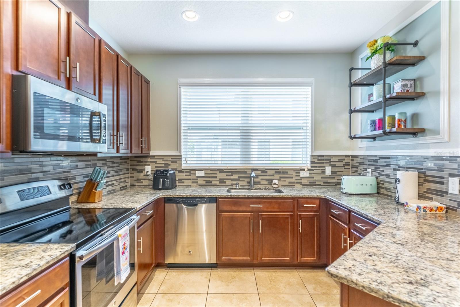 Image 21 of 64 For 9103 Carolina Wren Drive