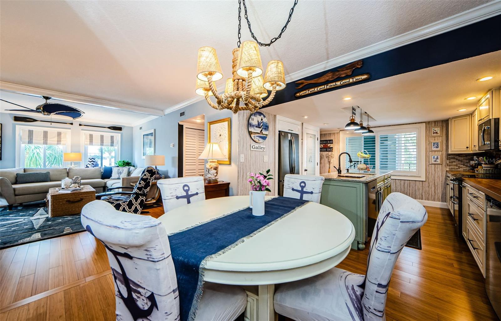 Image 18 of 69 For 8210 Aquila Street 218