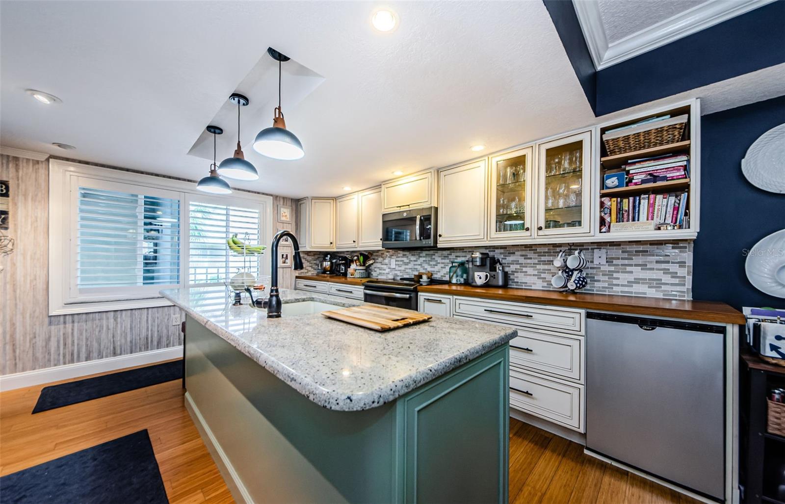 Image 19 of 69 For 8210 Aquila Street 218