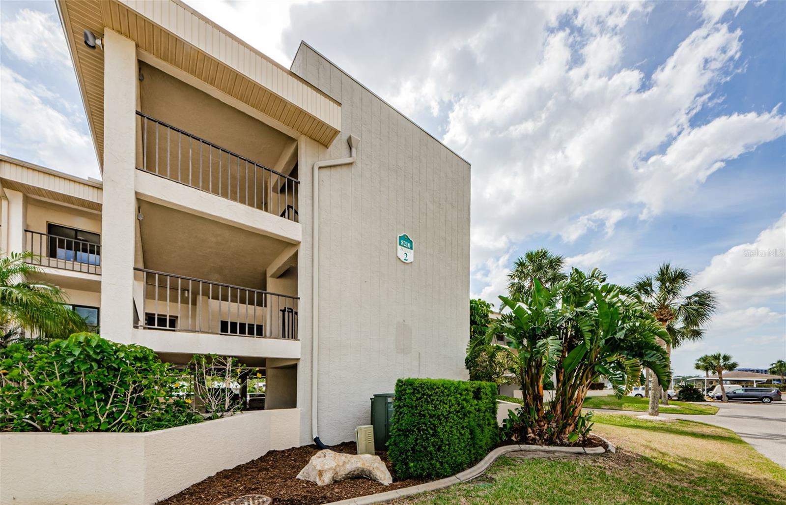 Image 7 of 69 For 8210 Aquila Street 218
