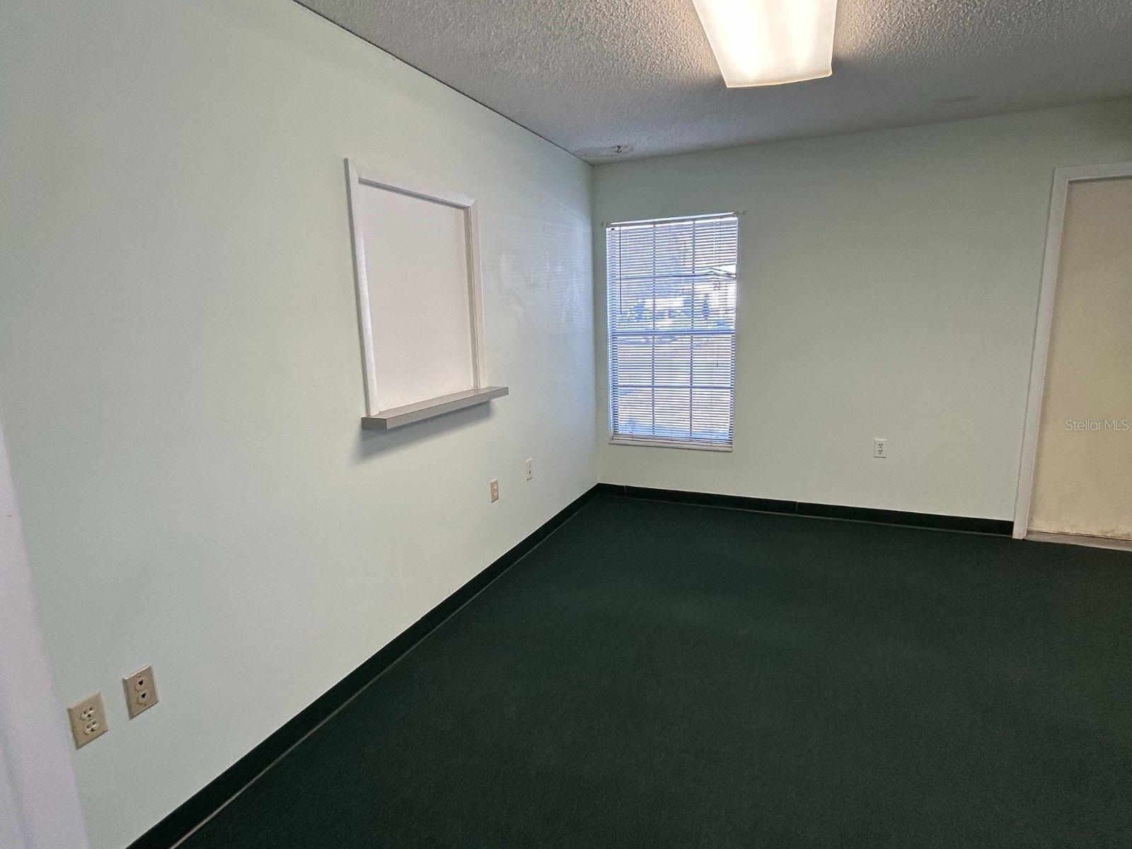 Listing photo id 1 for 7509 Little Road