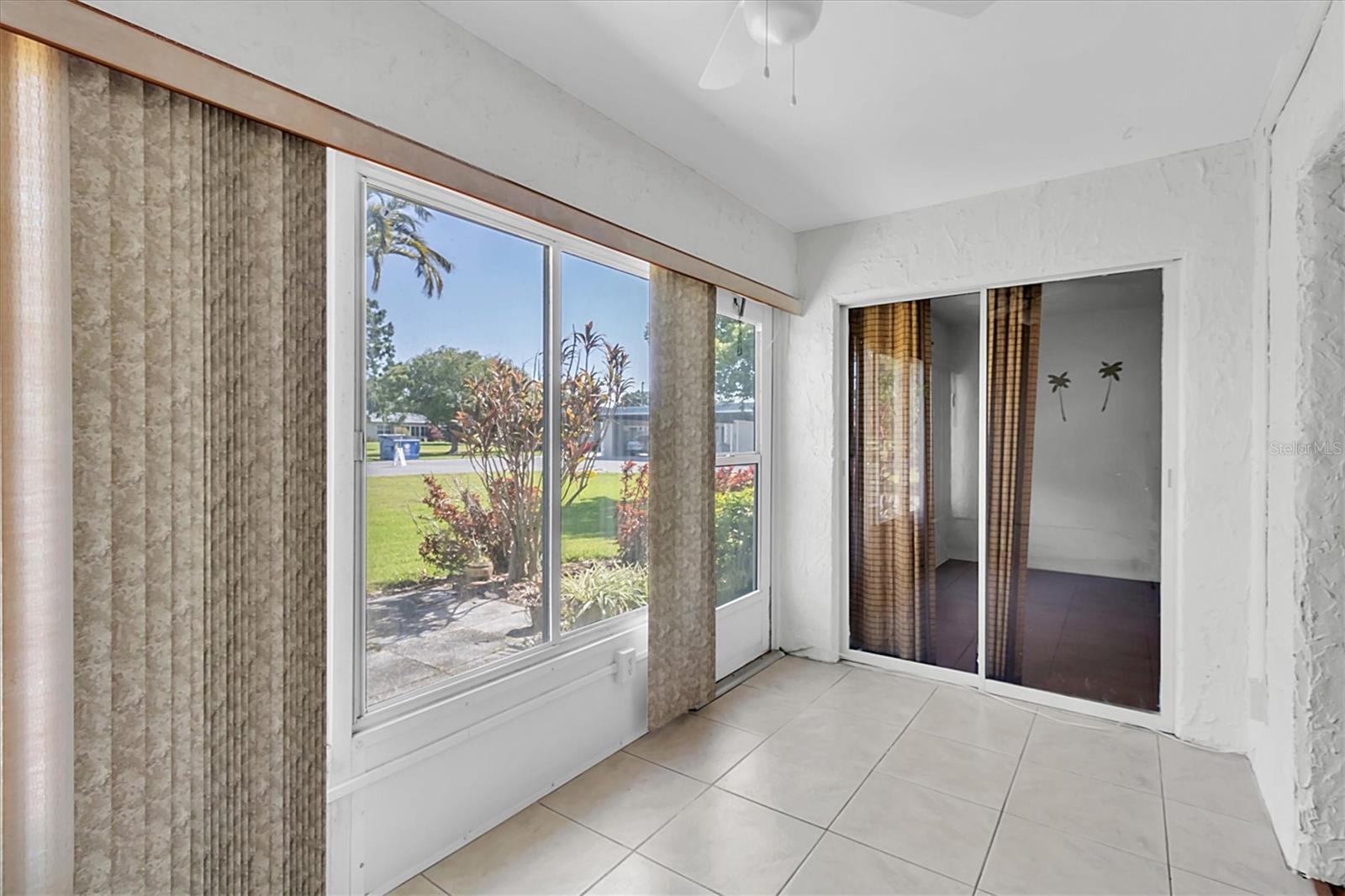 Image 17 of 42 For 3819 Teeside Drive