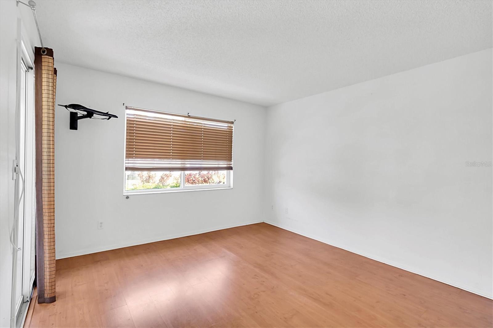Image 19 of 42 For 3819 Teeside Drive