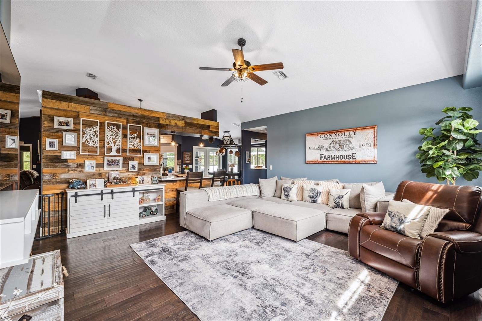 Listing photo id 13 for Address Not Provided