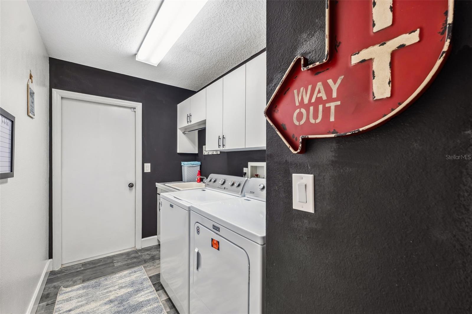 Listing photo id 40 for Address Not Provided