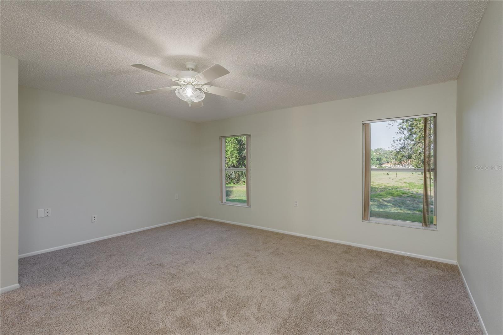 Image 19 of 38 For 5931 Precious View Court