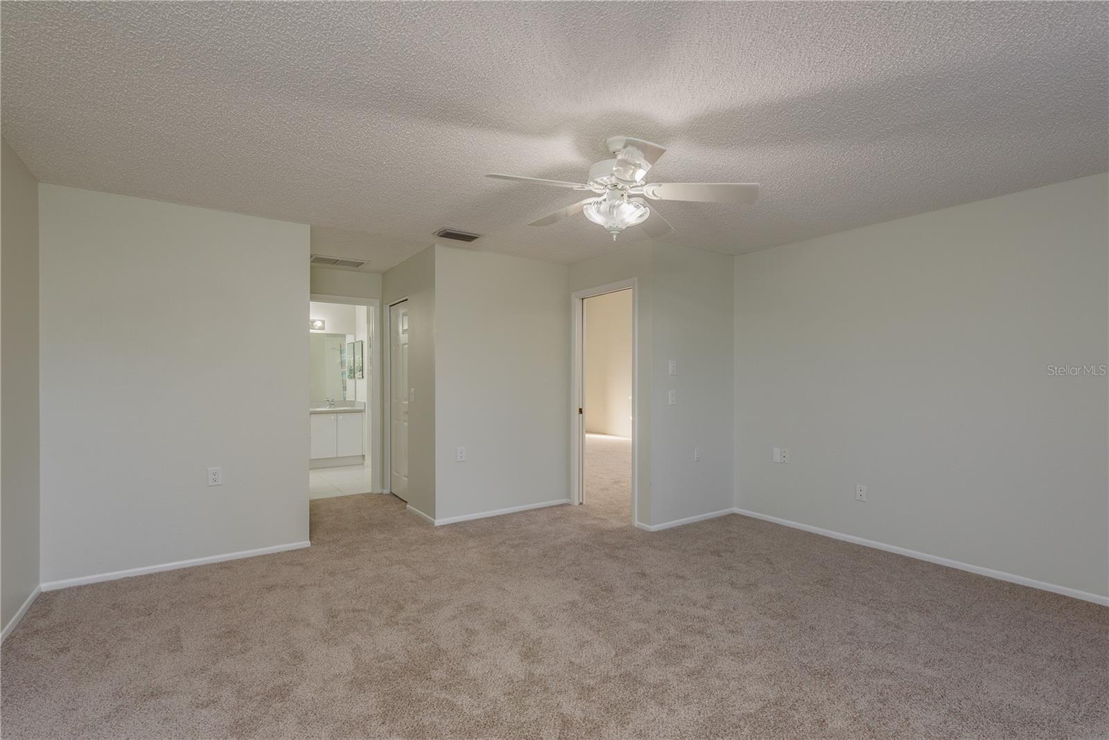 Image 23 of 38 For 5931 Precious View Court