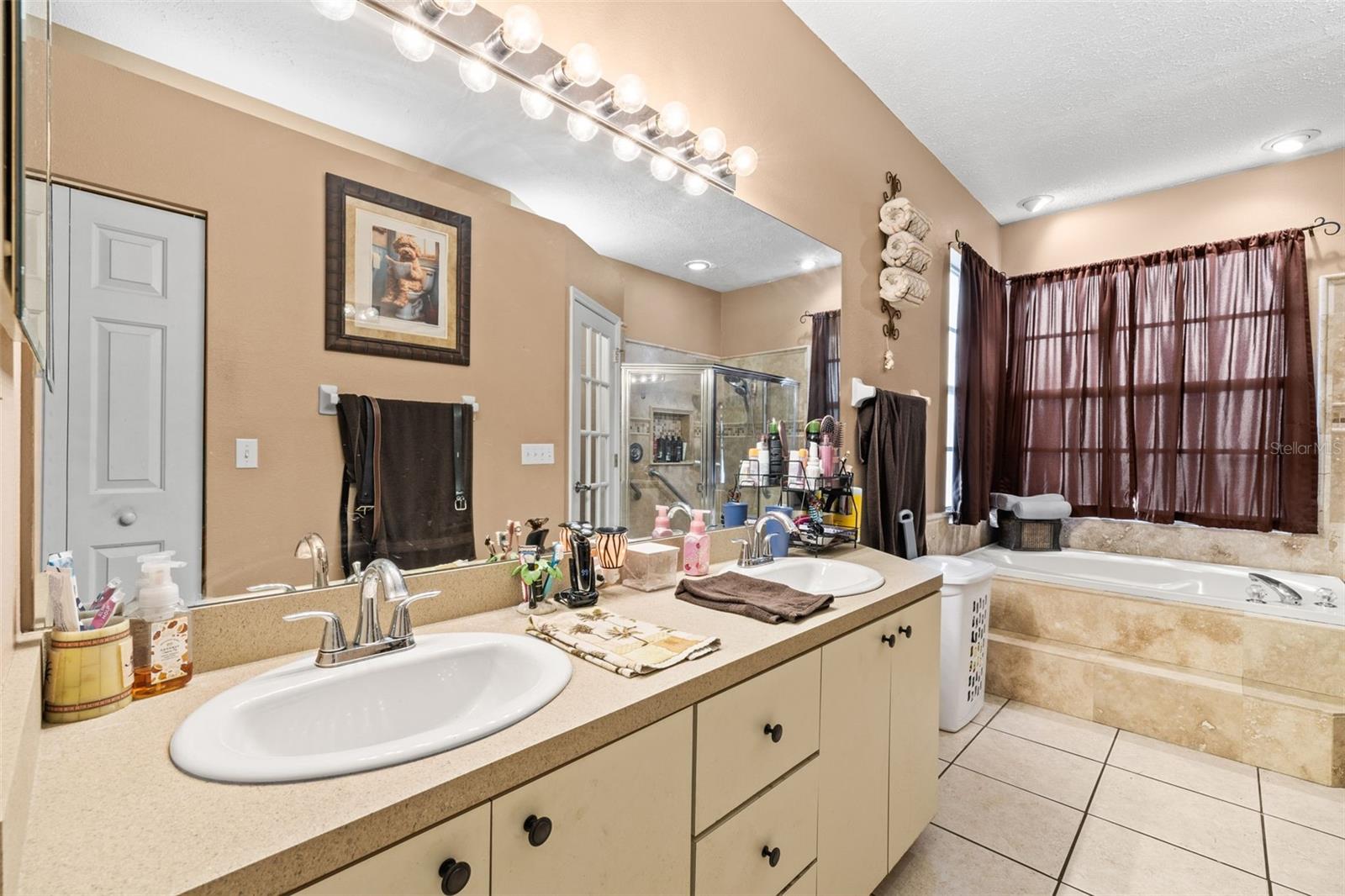 Image 7 of 21 For 12040 Penzance Lane