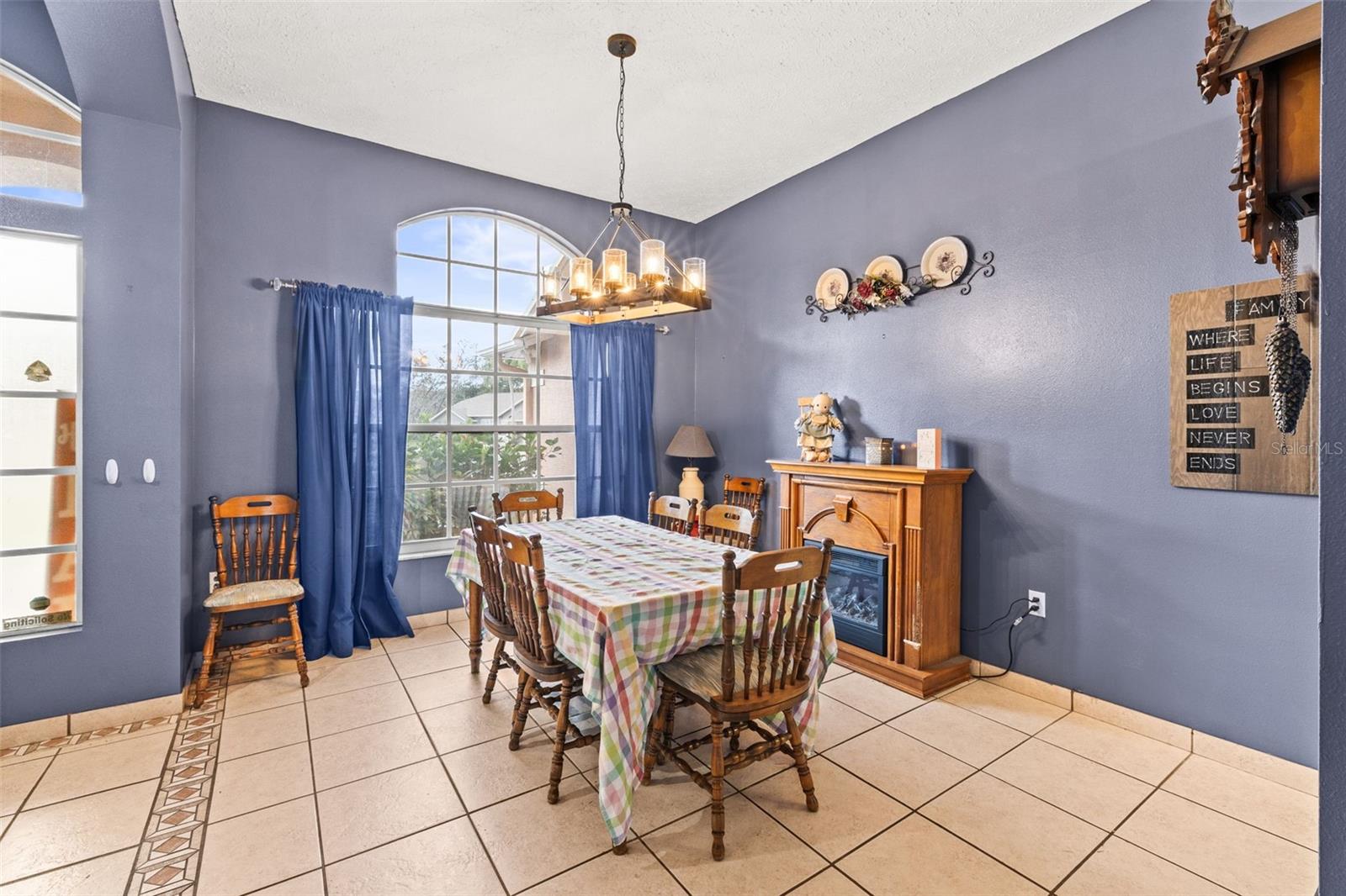 Image 9 of 21 For 12040 Penzance Lane