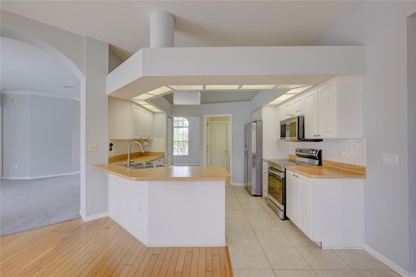 Image 10 of 61 For 7827 Starfire Way