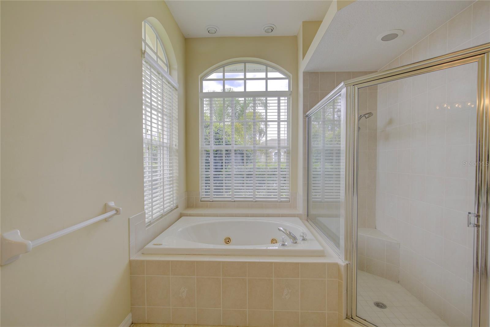Image 32 of 61 For 7827 Starfire Way