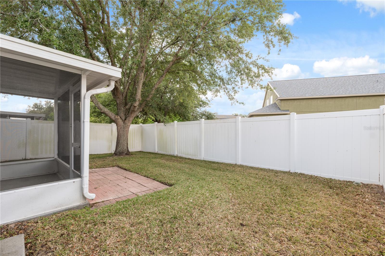 Image 18 of 26 For 9048 Southern Charm Circle