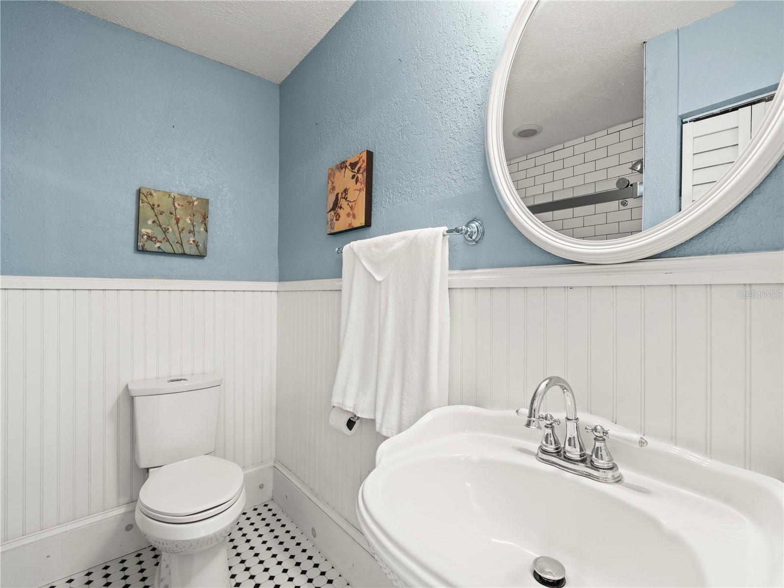 Image 48 of 83 For 606 Howell Avenue