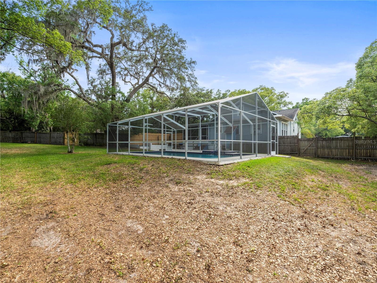 Image 76 of 83 For 606 Howell Avenue