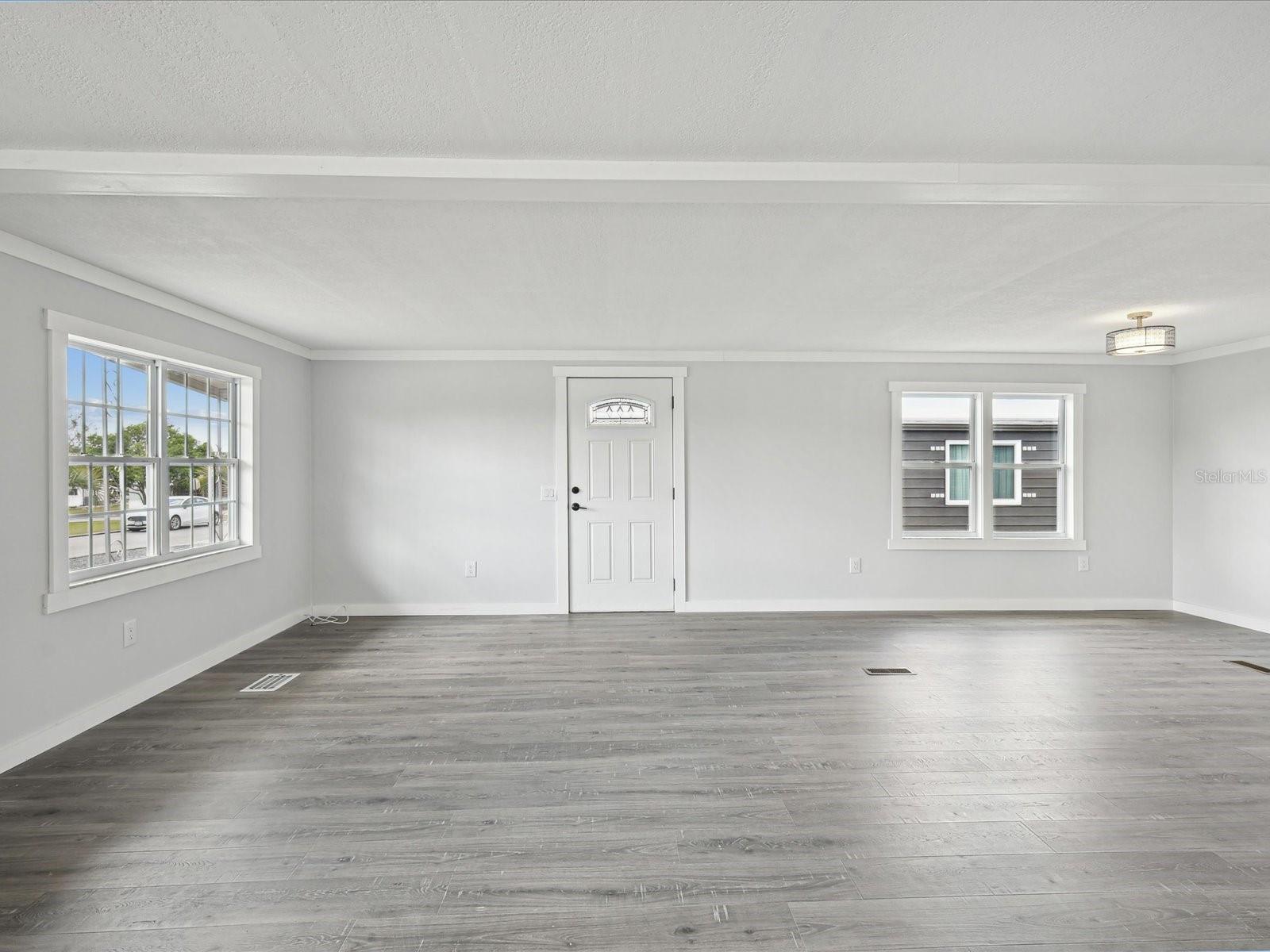 Image 11 of 74 For 8427 Weatherford Avenue