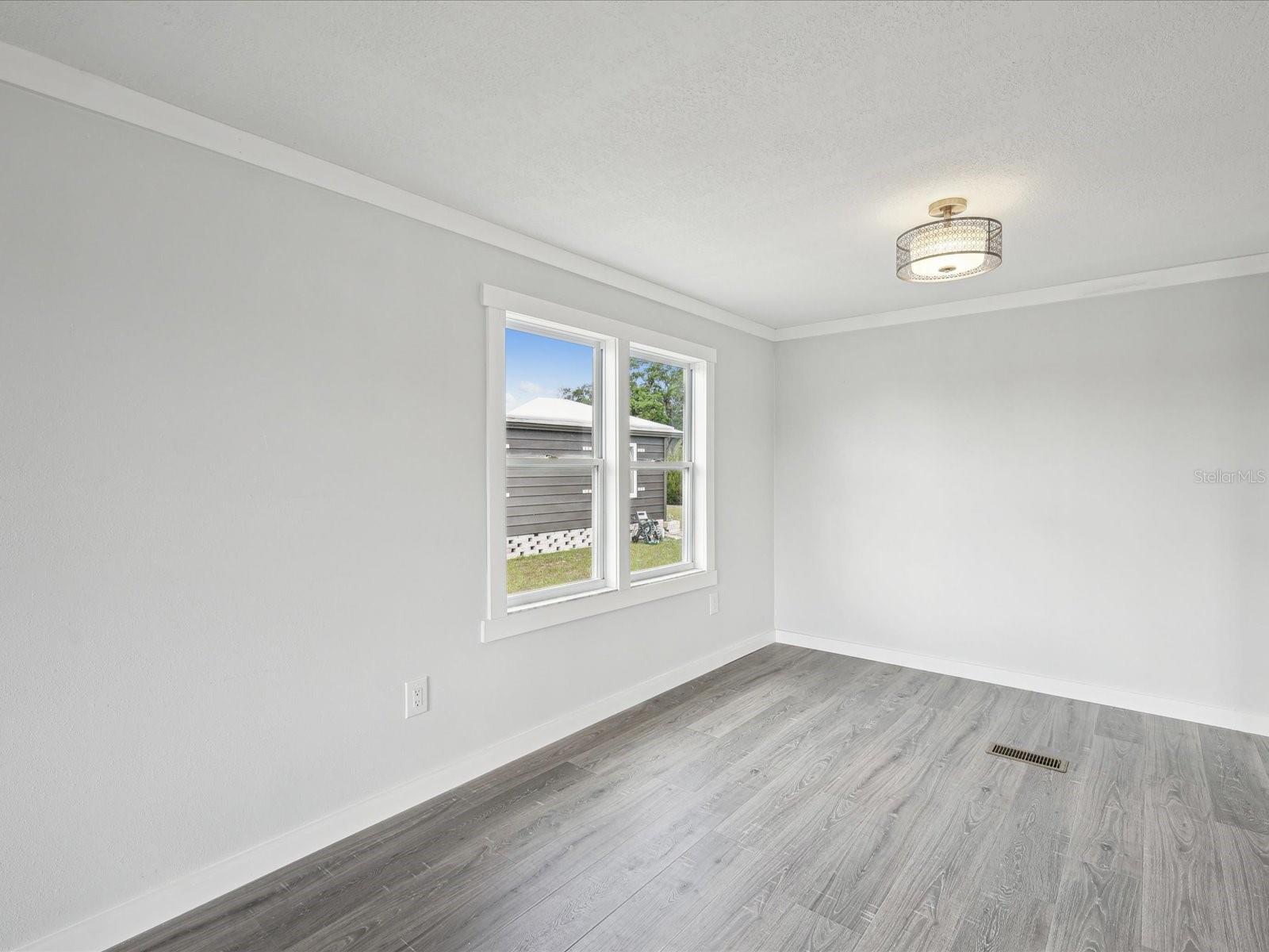 Image 12 of 74 For 8427 Weatherford Avenue