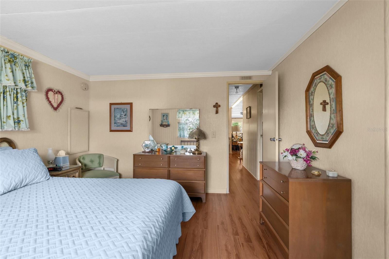 Image 17 of 45 For 14299 Nectarine Street