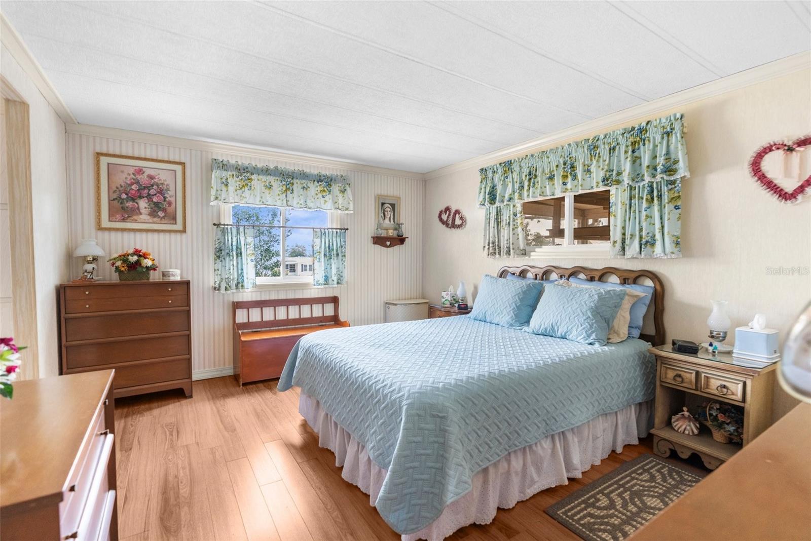 Image 18 of 45 For 14299 Nectarine Street