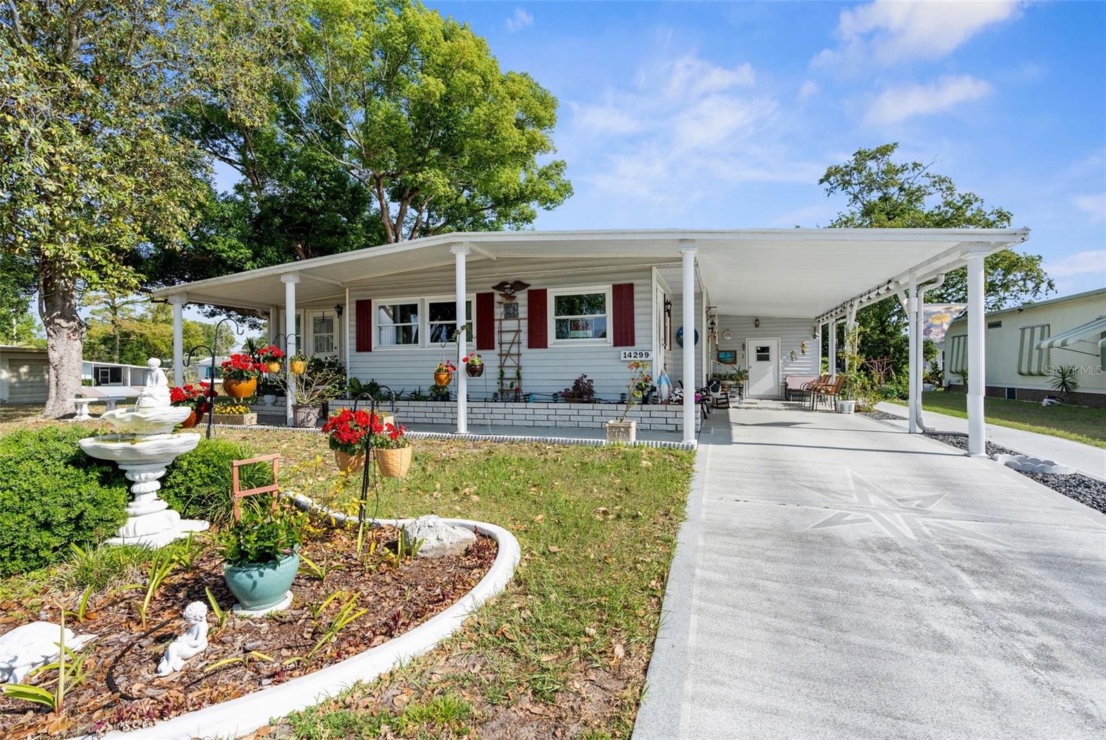 Image 2 of 45 For 14299 Nectarine Street