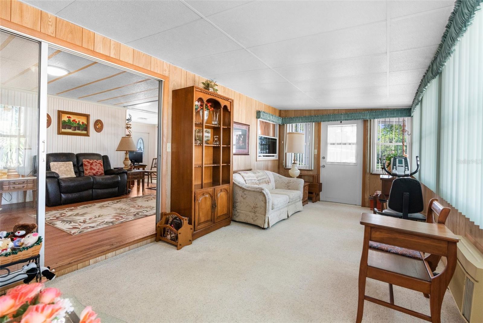 Image 22 of 45 For 14299 Nectarine Street